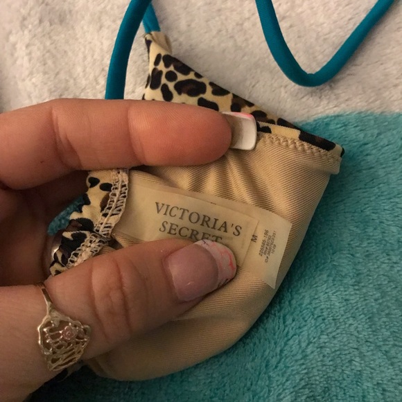 Victoria’s Secret Leopard Print & Turquoise Small - Picture 2 of 2